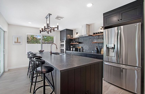 Tropic Palms House | As seen in Dwell- Stunning Modern Coastal Getaway