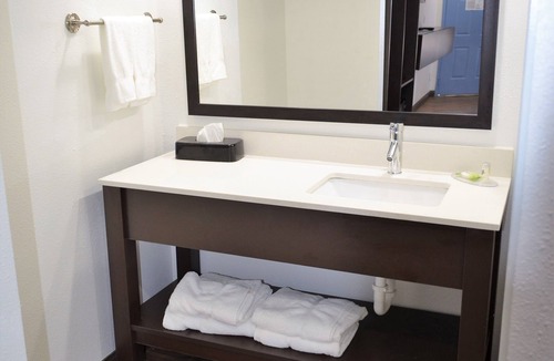 Graysville Hotel | Athena Inn