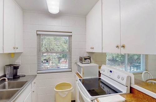 Jekyll Island Apartment | Atlantic Breeze #5 2 bedrooms, 2 bathrooms