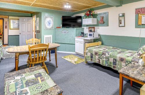 Matewan Apartment | ATV Escape Near Hatfield-McCoy Trails in Matewan!