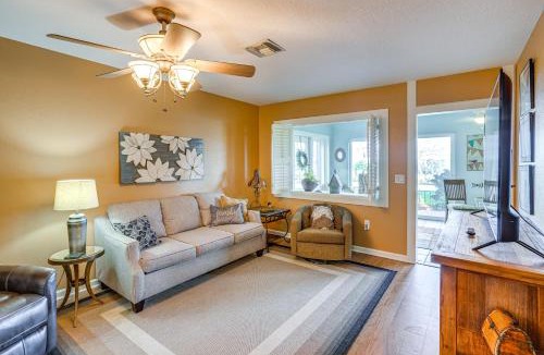 Auburndale House | Auburndale Vacation Rental with Yard and Lake Views