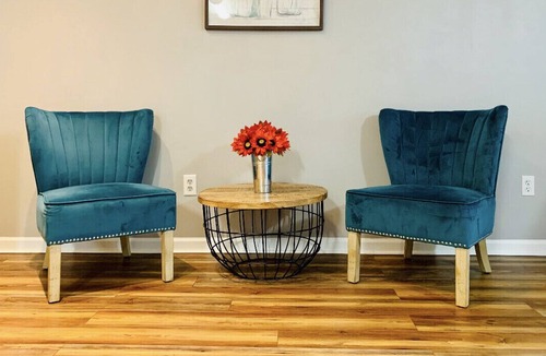 Enterprise House | Auntie Ruckers Charming Townhouse