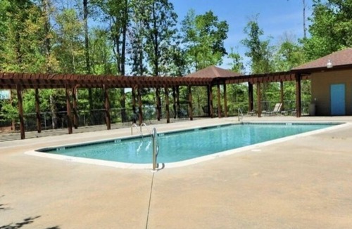 Dadeville House | Available for Memorial Day!