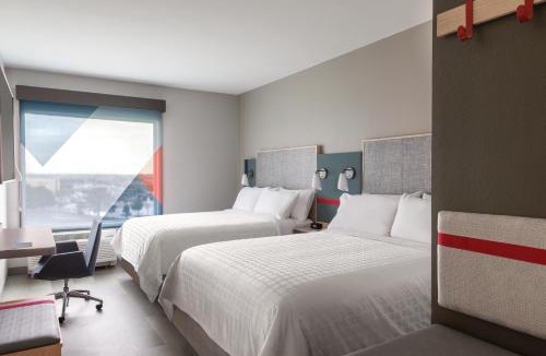 Tropic Hotel | avid hotels - Melbourne - Viera by IHG