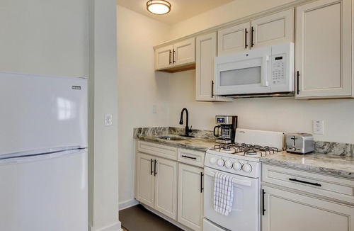 Downtown Charleston Apartment | Away Point Studio - 30-Day Rental