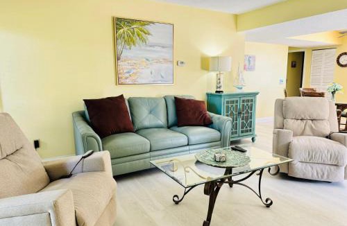 Little River Apartment | Awesome 1st floor 2BR apartment at Bay Tree
