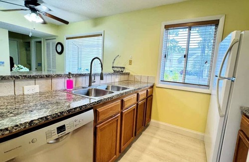 Little River Apartment | Awesome 1st floor, 2BR apartment at Bay Tree