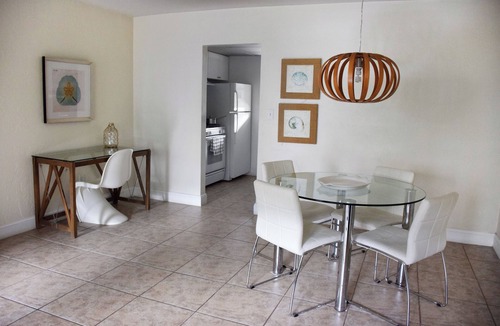 Key Biscayne Apartment | Awesome Key Biscayne Getaway! 2 Great Rooms, Beach Access, Pool, Free Parking