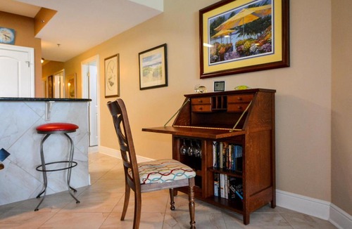 Fort Walton Beach Apartment | Azure #610