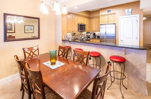 Fort Walton Beach Apartment | Azure #610