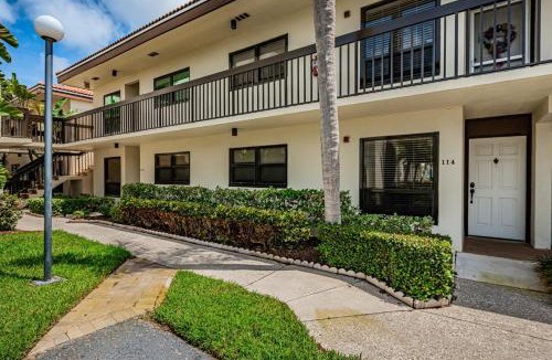 Isla del Sol House | Bahia Soak up the Florida Sunshine
