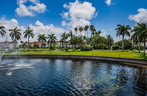 Isla del Sol House | Bahia Soak up the Florida Sunshine
