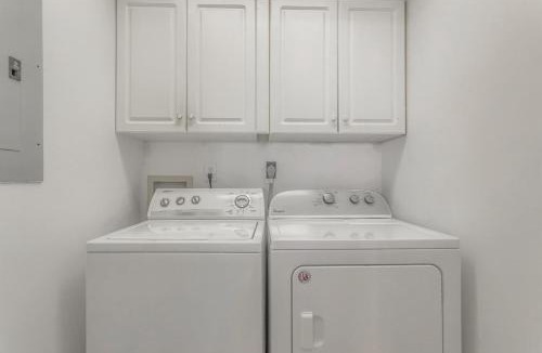 Southpointe House | Bairds Blue Dolphin