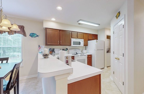 Longs Condo | Balcony & Pool Access: 'Longs Cozy Haven'