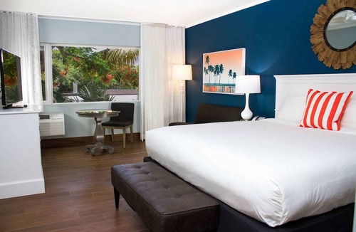 Marathon Hotel | Banana Bay Resort & Marina