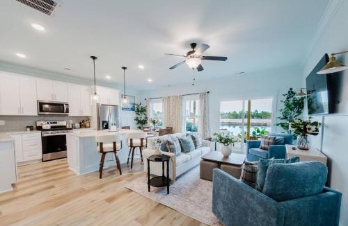 Longs House | Barefoot Bliss | KingBed-Pool-WaterFront-Golf