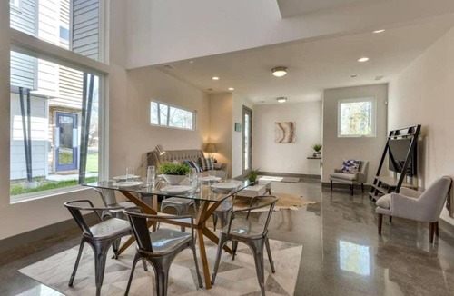 Chestnut Hill House | Basecamp Nashville