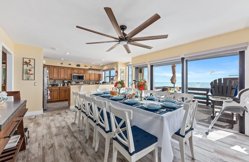 Stuart House | Bathtub Beach Retreat: 8BR/4BA Ocean-to-River w/heated pool +Elevator Discounts!
