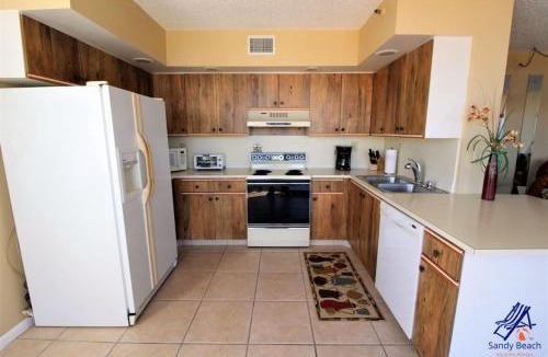 Isla del Sol House | Bay Front Serenity 4th Floor 2BD 2BA at Isla Del