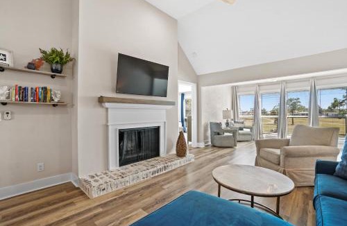 Upper Grand Lagoon Apartment | Bay Point Golf Villas by Panhandle Getaways