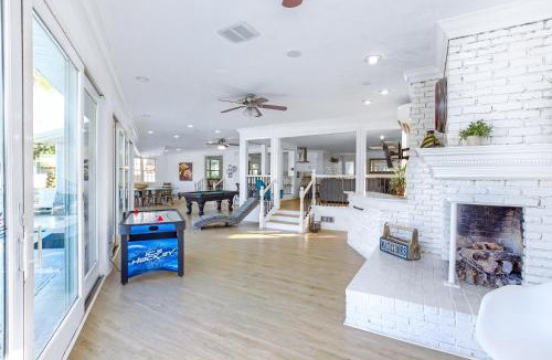 Woodlawn House | Bay Shore