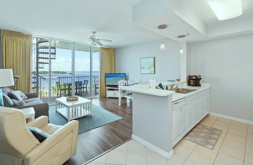 Fort Walton Beach Condo | Bay side Penthouse- Breath taking/BEST VIEWS-2 balconies