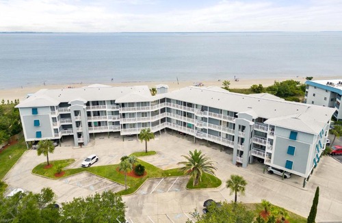 Tybee Island Apartment | Bay View Villas 106