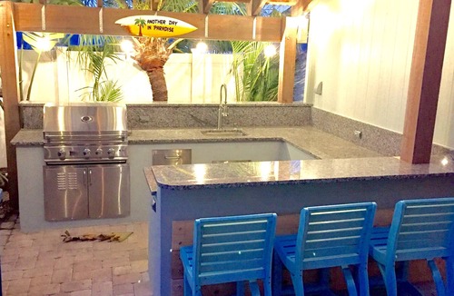 Treasure Island Apartment | Bayfront 2 Bedroom with Private Dock and Beach Access Riley's Retreat