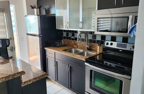 North Bay Village Apartment | Bayfront apartment with Breathtaking views. 1 bdr w/balcony . Free Parking