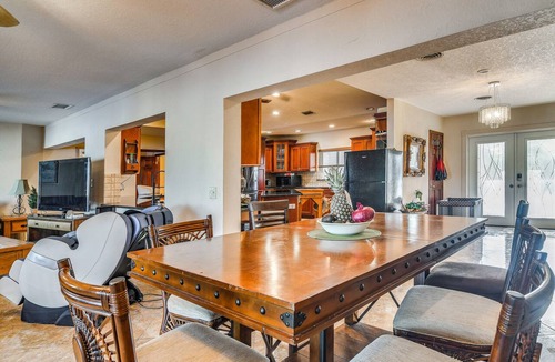 St. Petersburg House | Bayfront St Petersburg Home w/Hot Tub & Dock!