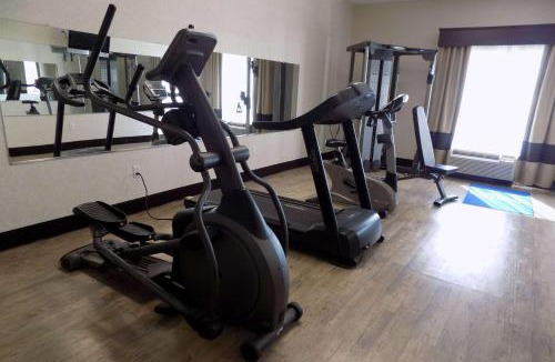 Augusta Hotel | Baymont by Wyndham Augusta Riverwatch