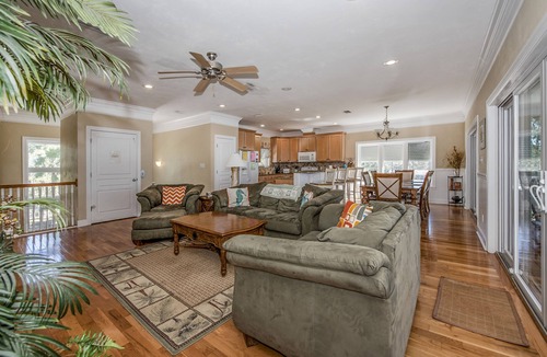 Panacea House | "Bayside Retreat" in Panacea FL.-Bay Front, Dock, 2 Large Porches, WiFi, No Pets