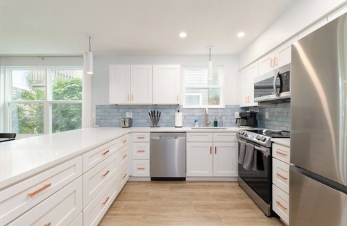 Neptune Beach House | Be A Nomad | 2BR Neptune Beach Home 2 Blocks to Ocean | Free Parking