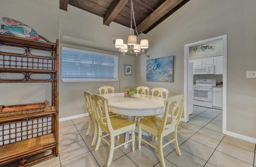 Fort Walton Beach - Destin Condo | Beach Getaway! Pet-friendly! Chateau La Mer 15E!