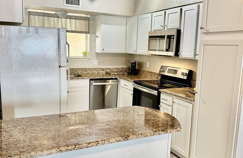 Fort Walton Beach - Destin Condo | Beach Getaway! Pet-friendly! Chateau La Mer 15E!