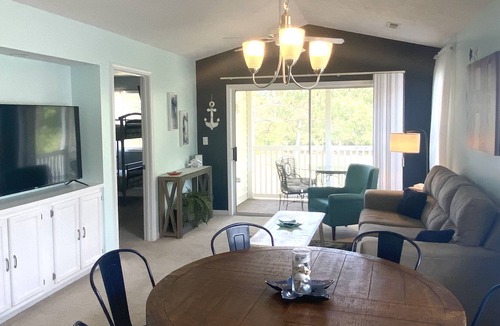 Longs Condo | Beach/Golf/Tennis Condo-Perfect for Families! Overlooks swimming pool!