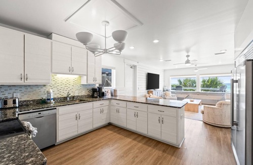 Laguna Beach Estates House | Beach House - Family Tides by PHG