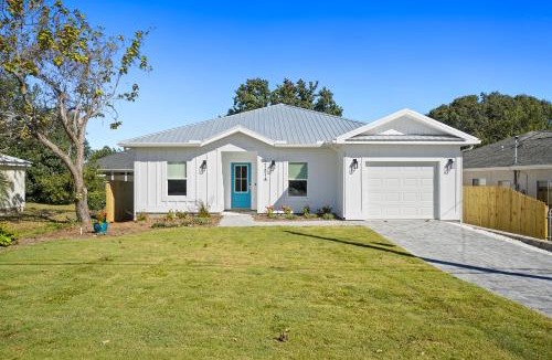 Riviera Beach House | Beach House w/Private Pool - The Sanderling