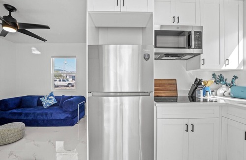 Fort Myers Beach Cottage | Beach/Pool Access Cottage - Walk to Times Square, Fort Myers Beach