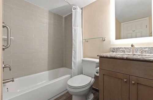 Windy Hill Resort | Beach Side Resort perfect location with indoor/outdoor Pools