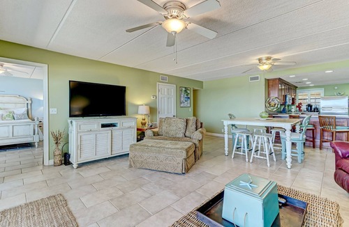 Fernandina Beach Condo | Beachfront 6th floor Condo w/Ocean View Amelia by the Sea