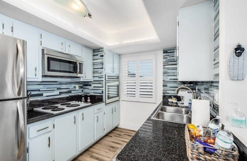 South Patrick Shores Apartment | Beachfront Getaway | Steps to Sand!