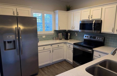 North Myrtle Beach Apartment | Beautiful 1st Floor, Pet Friendly Condo in Barefoot Landing