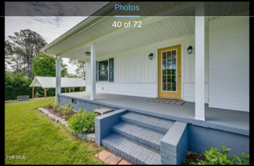 Oak Grove Cottage | Beautiful 2-bedroom Lake front cottage with AC in charming Johnson City