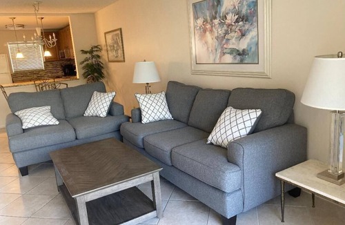 Bel Air Condo | BEAUTIFUL 2 BR CONDO IN GARDENS BY THE SEA SOUTH JUST STEPS TO SAND SUN AND FUN!