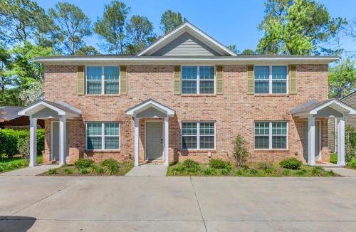 Killearn Estates House | Beautiful 3-suite home w/patio dining, big yard
