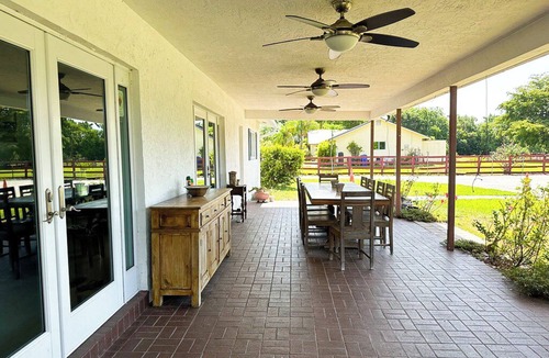 Weston House | Beautiful Country Home in South Florida