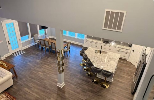 Charlotte House | Beautiful Escape, Mins from Carowinds & Lake Wylie