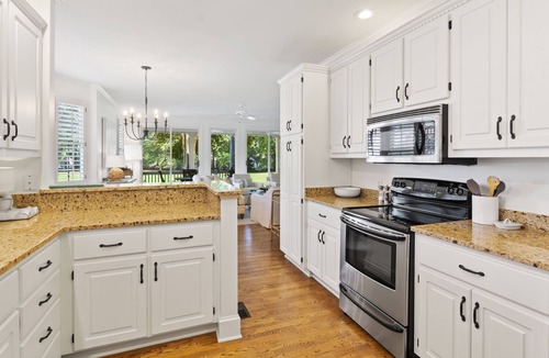 Eatonton Cottage | Beautiful Golf Cottage with lake views in Gated Lake Oconee Community