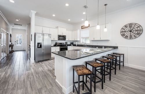 Crystal Beach House | Beautiful Home. Great Amenities and Location. Perfect for Large Groups.